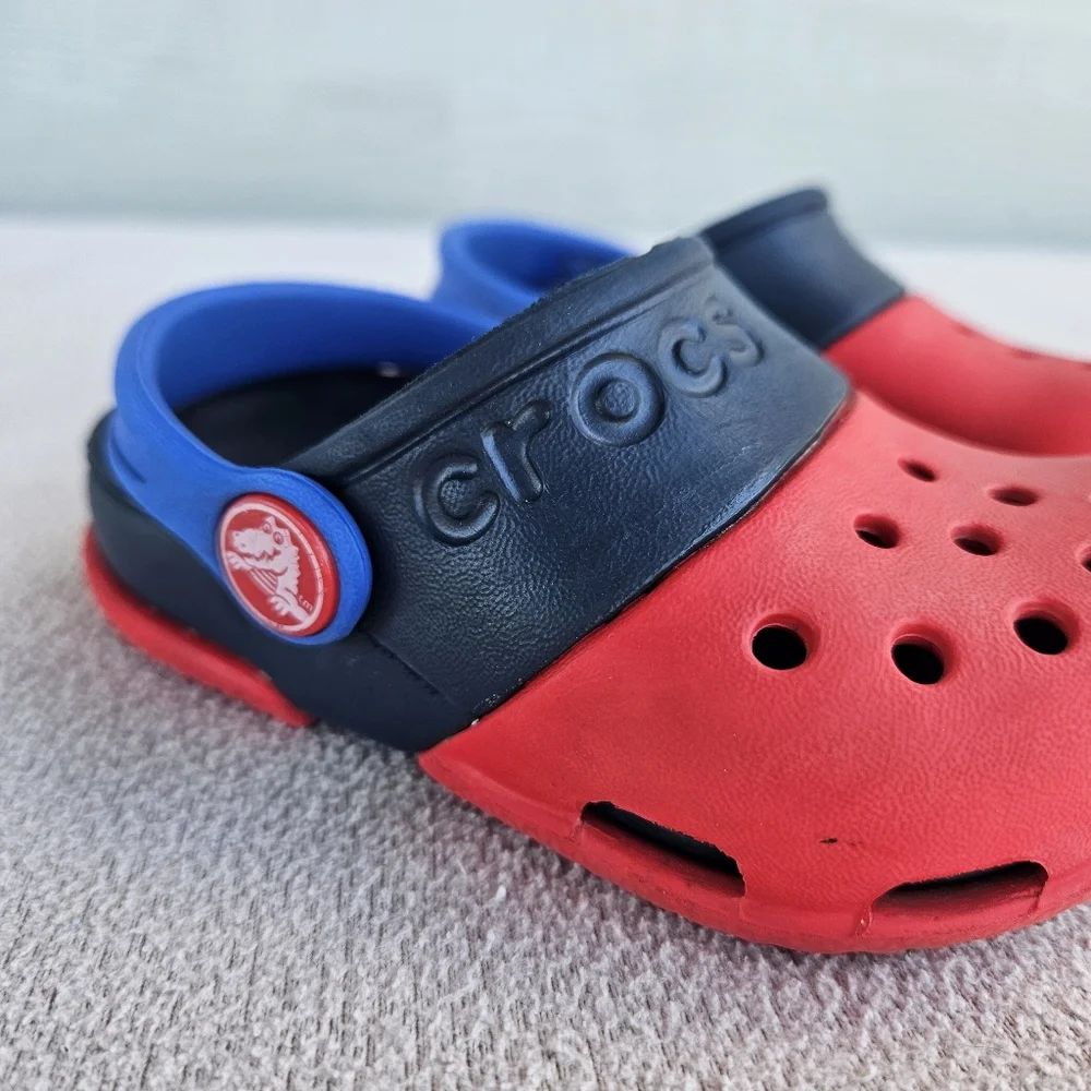 Crocs Electro II Clog Toddle SZ 6 Slip-On Red Navy Blue Water Patriotic